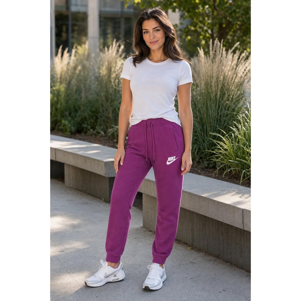 Nike Sportswear Essential Fleece Joggers Women's S Purple Athleisure